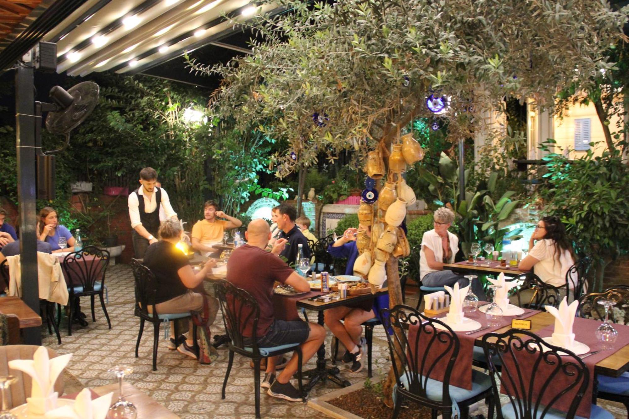 Olive Garden Apart Hotel Estambul Exterior foto